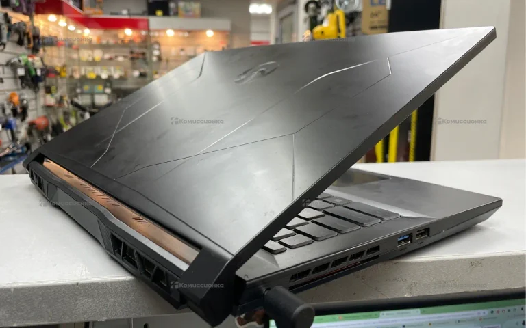 Ноутбук  MSI Ryzen 5 7535HS