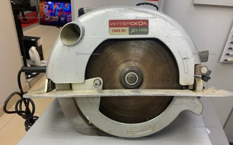 Дисковая пила Интерскол ДП-1900