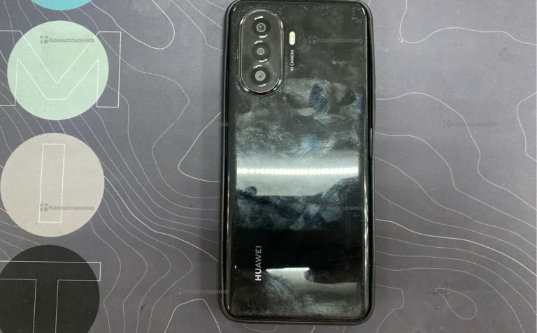 Huawei Nova Y70 4/128 ГБ