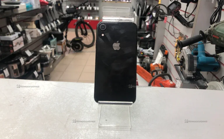 Apple iPhone XR 3/64 ГБ