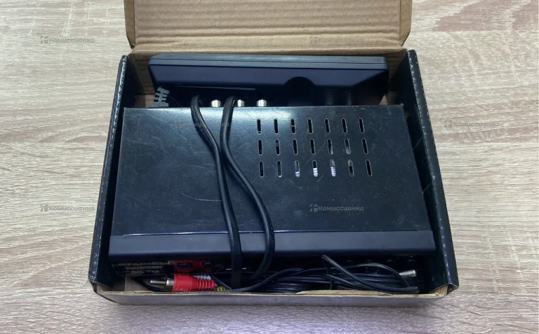 Цифровая ТВ приставка  Starbox