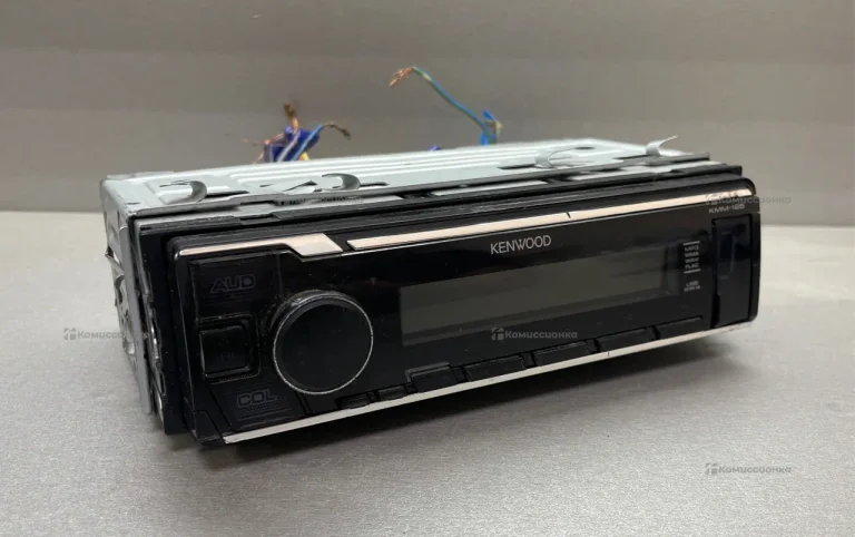 Автомагнитола Kenwood KMM-125