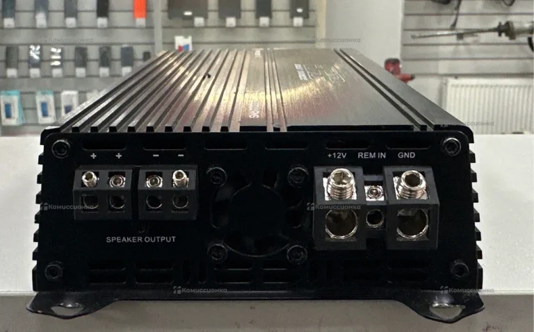 Усилитель DEAF BONCE ATOM 2000.1 pro