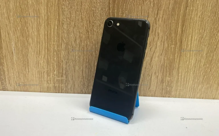 Apple iPhone 8