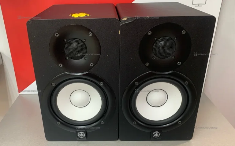Колонка  YAMAHA HS5
