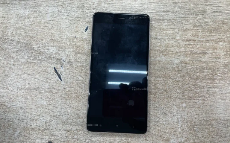 Xiaomi Redmi 4 (4X) 3/32 ГБ