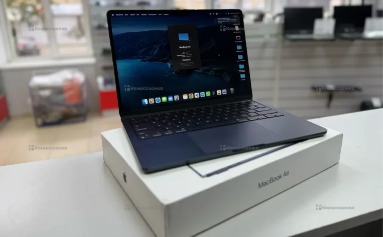 Ноутбук  MacBook Air m2 2022