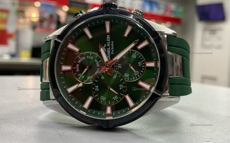 Часы Daniel Klein