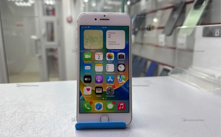 Apple iPhone 8 2/64 ГБ