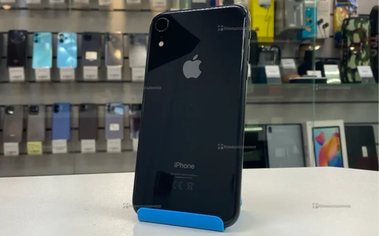 Apple iPhone XR 3/64 ГБ