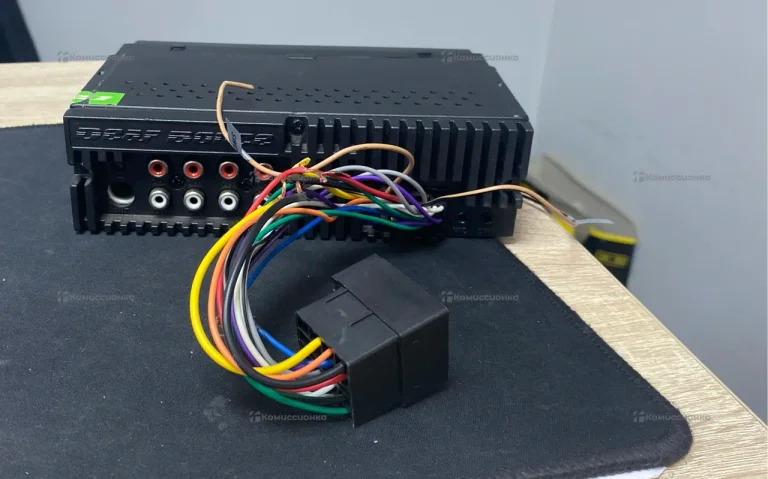 Автомагнитола  DEAF BONCE DB-530DSP