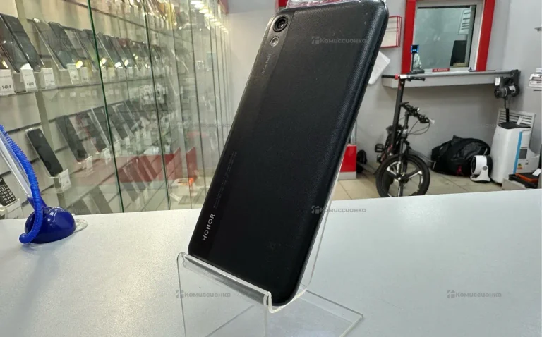 Honor 8S 2/32 ГБ