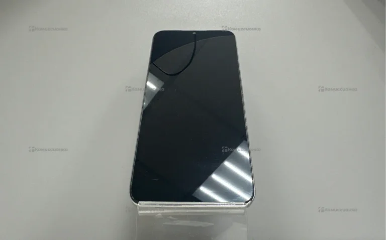 Realme C33 4/128 ГБ