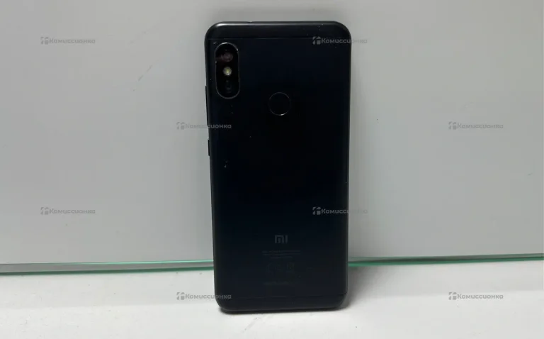 Xiaomi Mi A2 Lite 2/32 ГБ