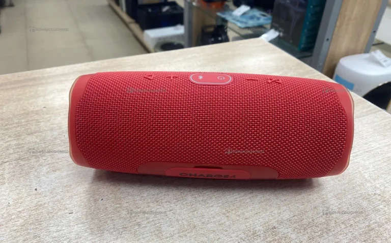 Колонка JBL Charge 4