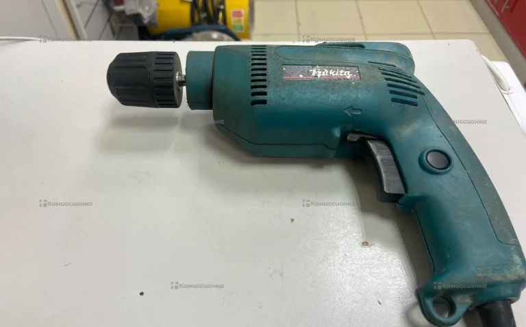 Дрель Makita Nin