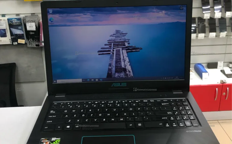 Ноутбук  Asus x570ZD