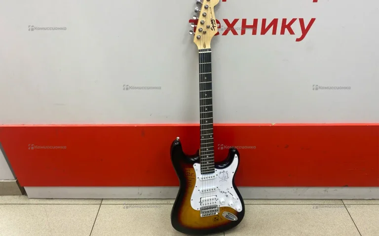 Электрогитара squier
