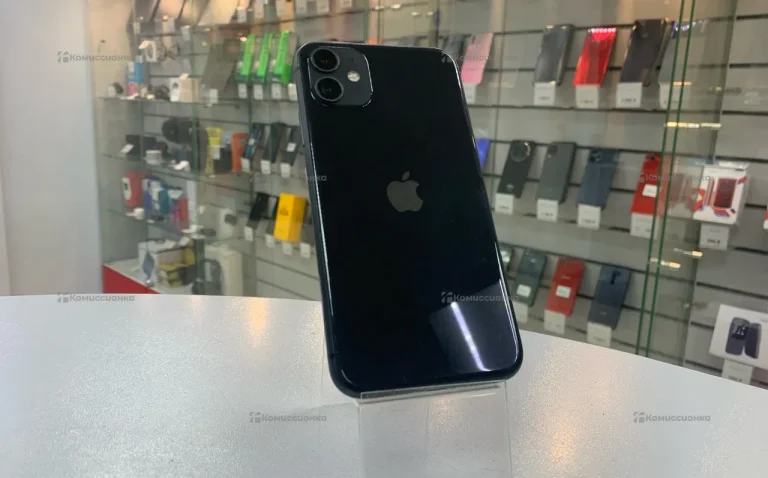 Apple iPhone 11 4/128 ГБ 72%