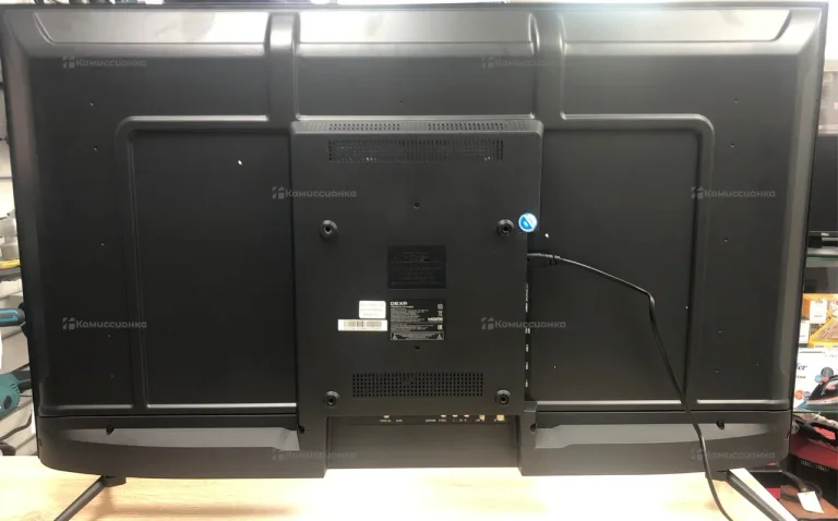Телевизор Dexp 43UHG1