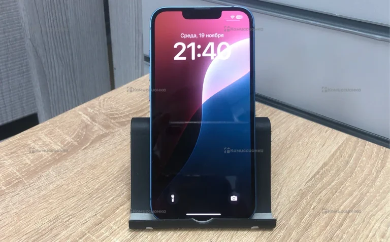 Apple iPhone 13 4/128 ГБ