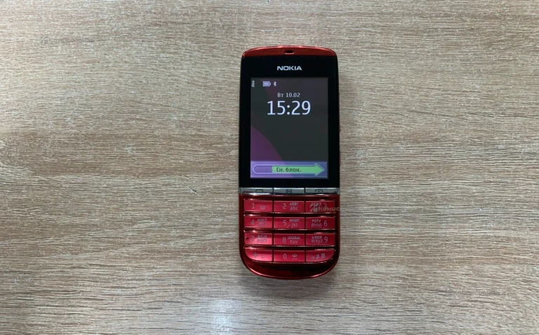 Nokia Asha 300