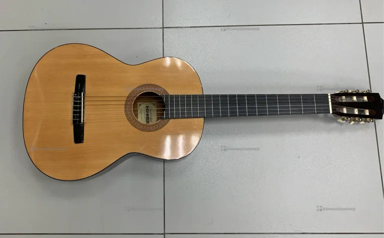 Акустическая гитара HOHNER HC06
