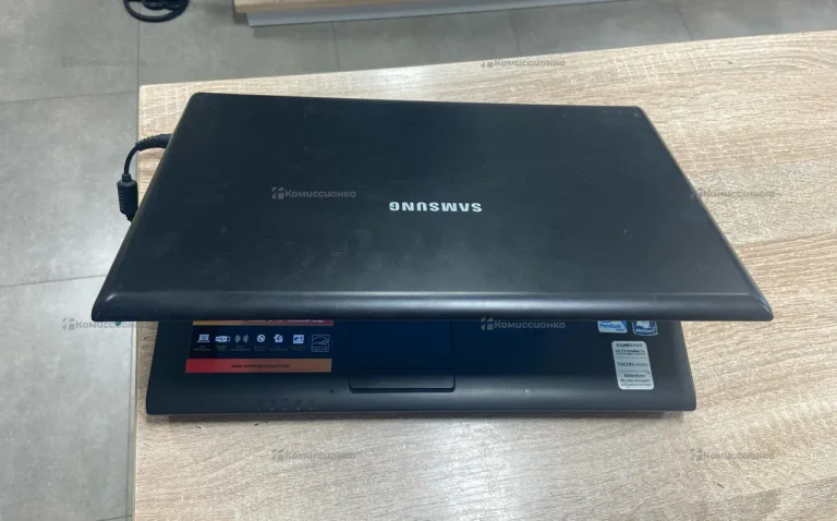 Ноутбук Samsung R519