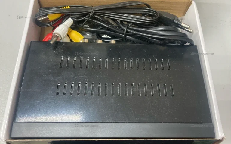 ТВ Приставка T8000