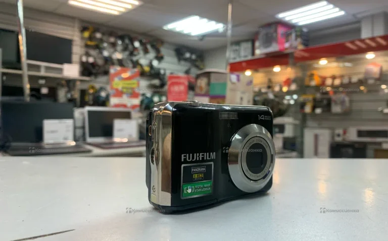 Фотоаппарат  Fujifilm AV150