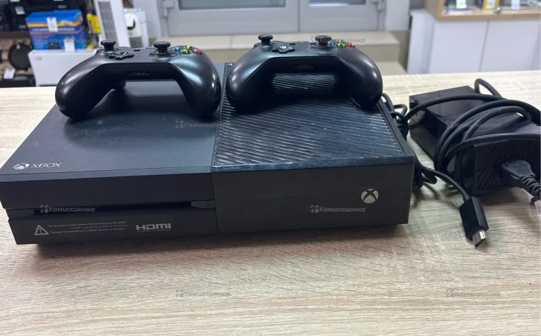 Приставка Xbox One 500gb