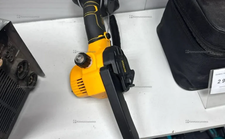 Сучкорез аккумуляторный DeWalt реплика