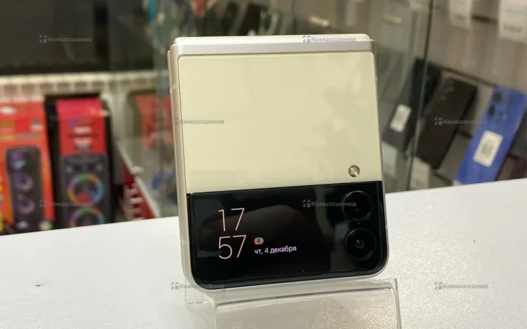 Samsung Galaxy Z Flip 3 8/256