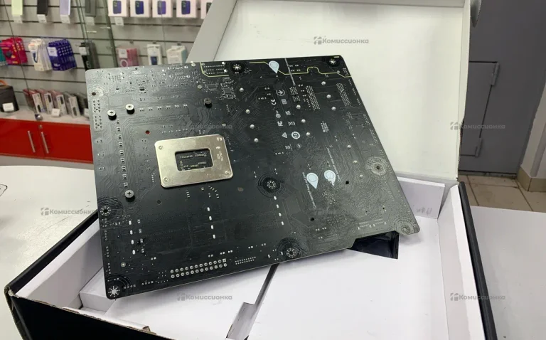 Материнская плата MSI PRO Z790-P WI-FI