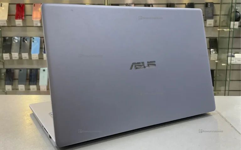 Ноутбук  Asus Vivobook D403F