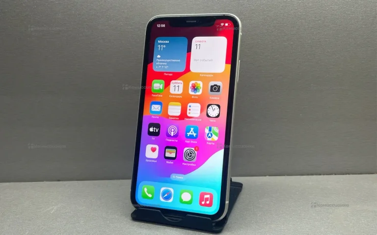 Apple iPhone 11 4/64 ГБ