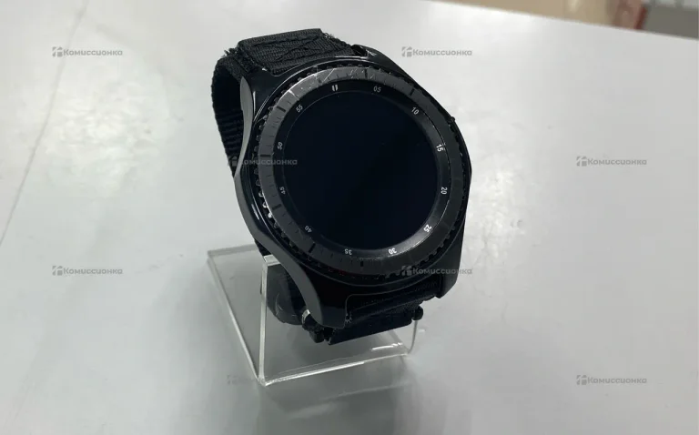 Часы Samsung Gear S3