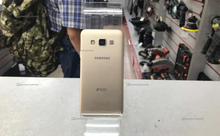 Samsung galaxy a3 16Гб