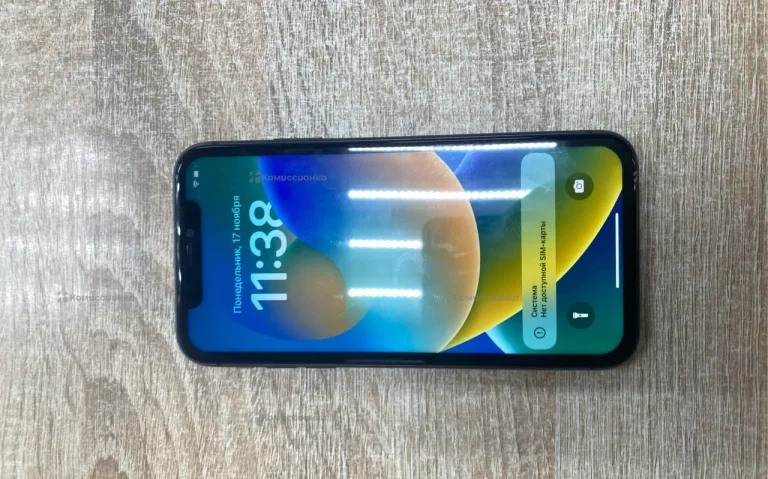 Apple iPhone 11 4/128 ГБ