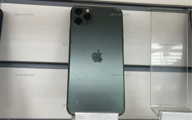Apple iPhone 11 Pro Max 4/64 ГБ