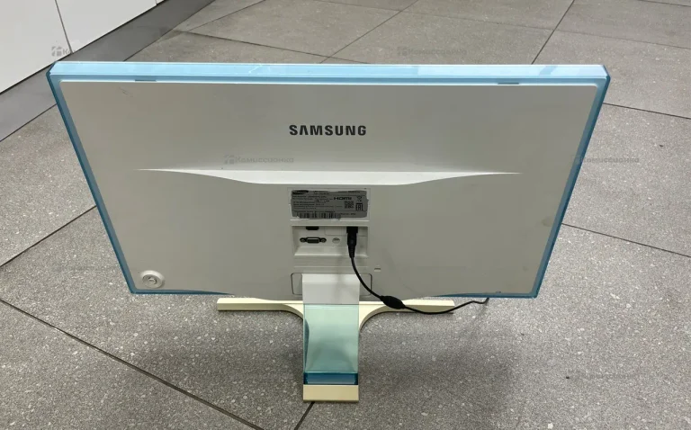 Монитор Samsung S24E391HL