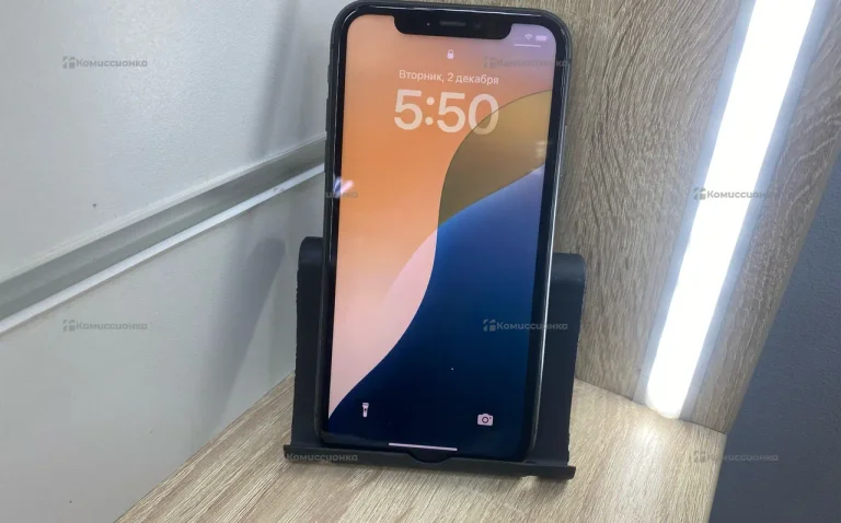 Apple iPhone 11 64 ГБ