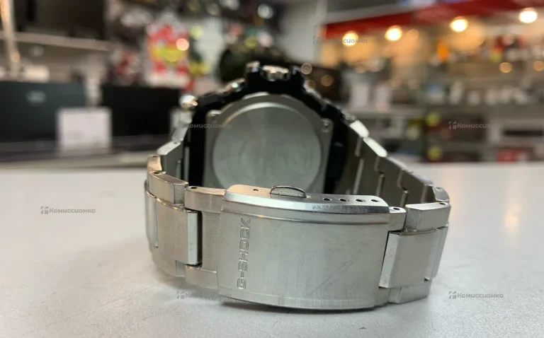 Часы Casio G Shock GST-B100