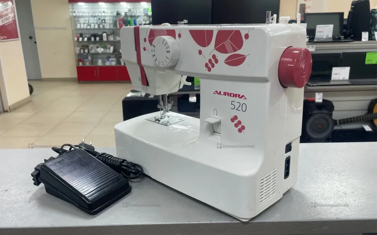 Швейная машина  AURORA 520