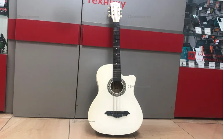 Гитара Belucci BC-3820C WH