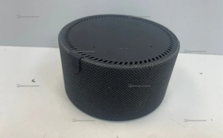 Яндекс-станция с Алисой