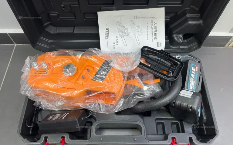 Цепная пила аккумуляторная Makita(оранжевая)