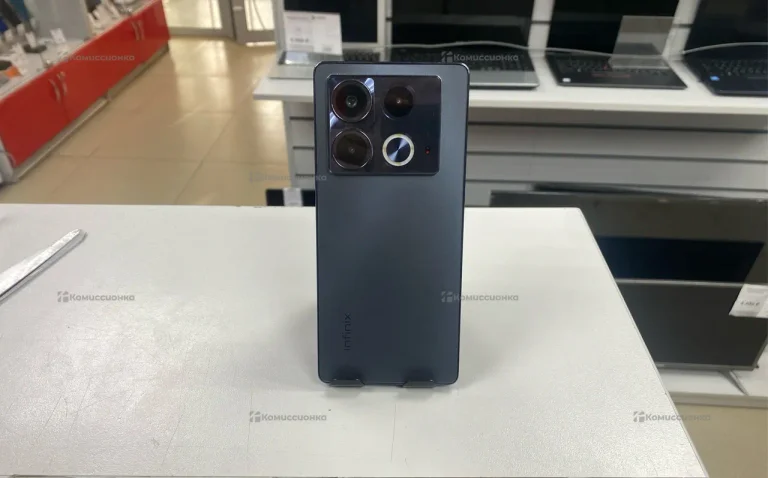 Infinix Note 40 8/256 ГБ