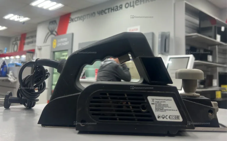 Электрический рубанок WPL650WS