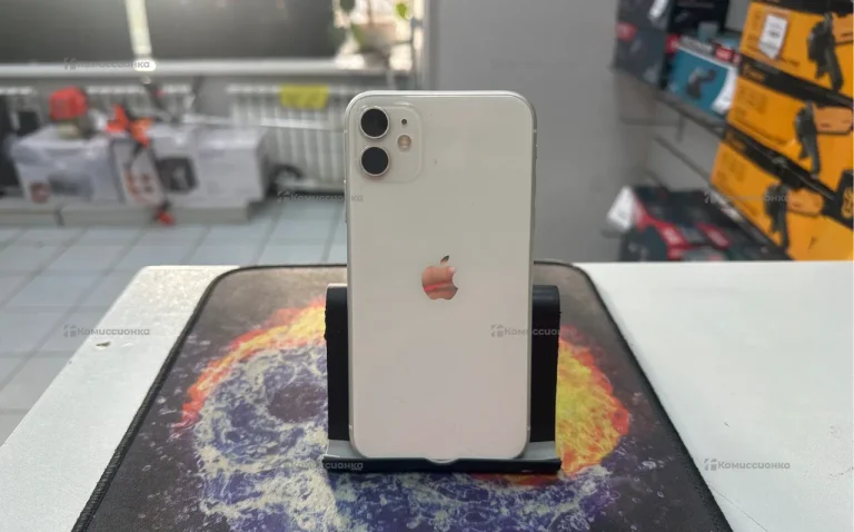 Apple iPhone 11 4/64 ГБ
